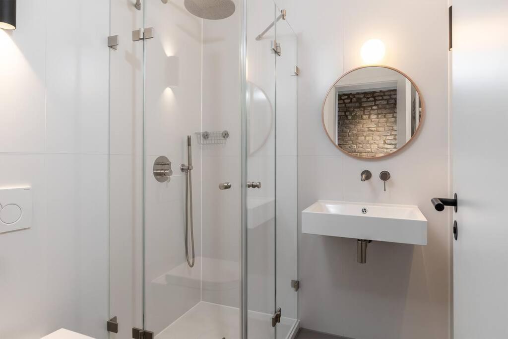 Industrial 40sqm 3room maisonette apt near center Berlin Exterior foto