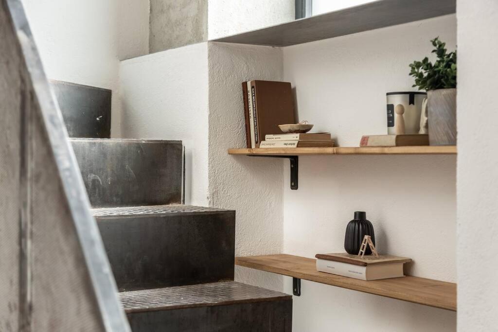 Industrial 40sqm 3room maisonette apt near center Berlin Exterior foto
